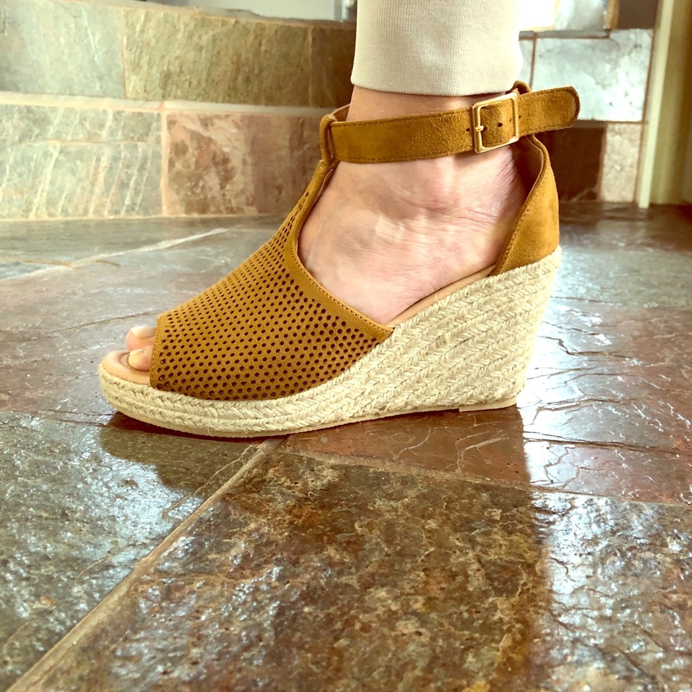 Wedge sandal